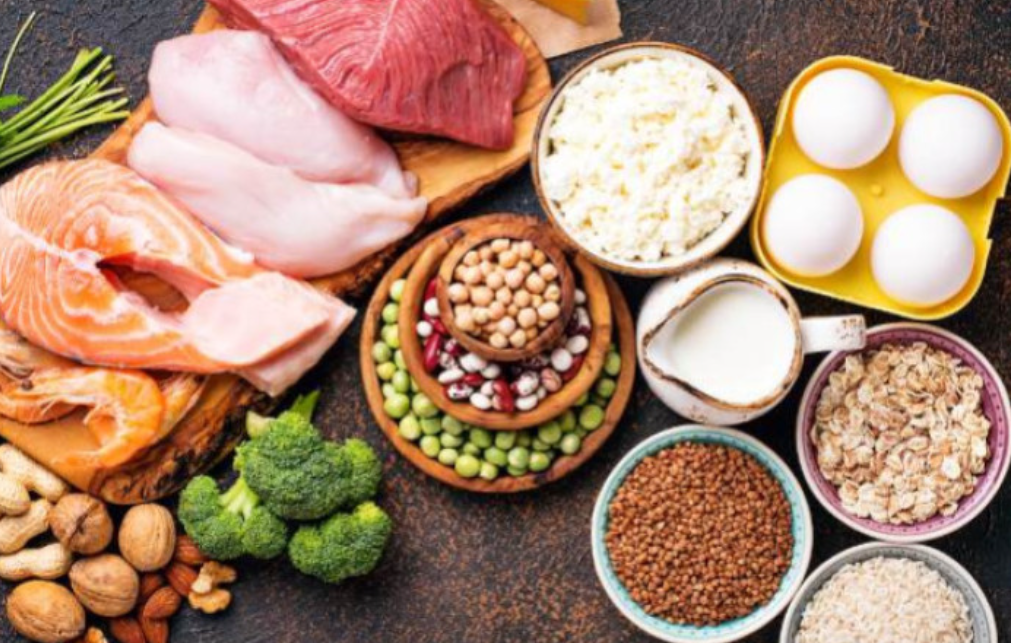 Cibi con proteine: la guida definitiva alle migliori fonti alimentari