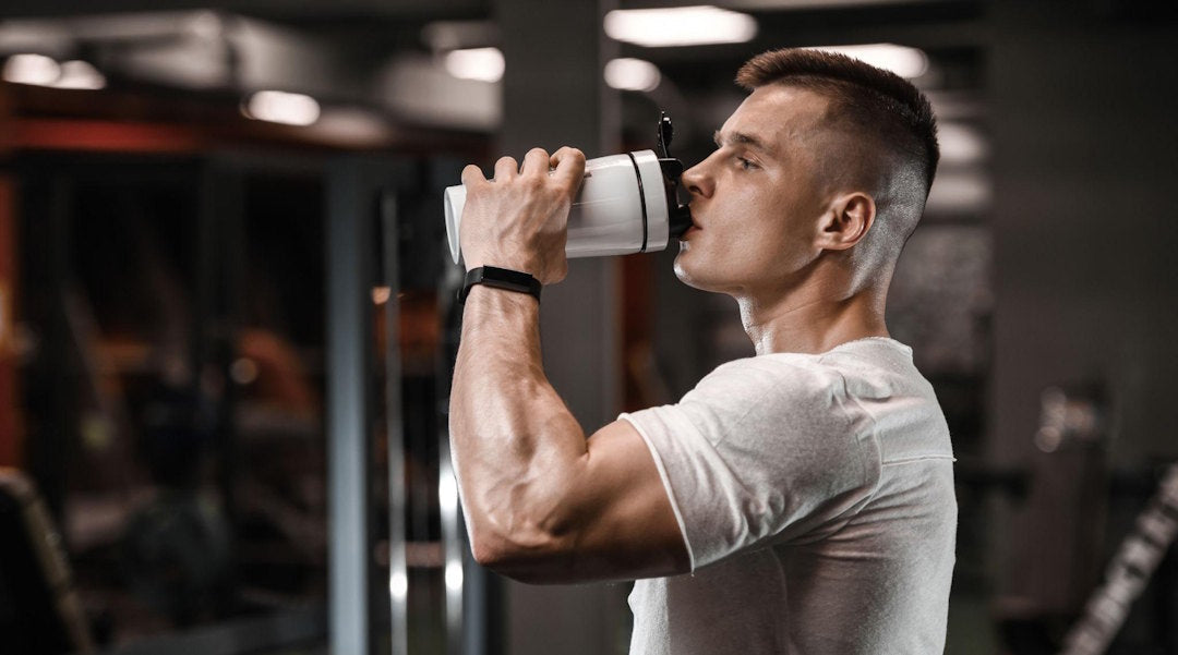Differenza tra BCAA e EAA: guida scientifica alla scelta degli amminoacidi